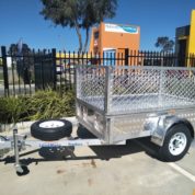 14 min 1 Box Trailers