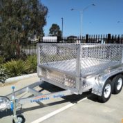 7 min 1 Box Trailers